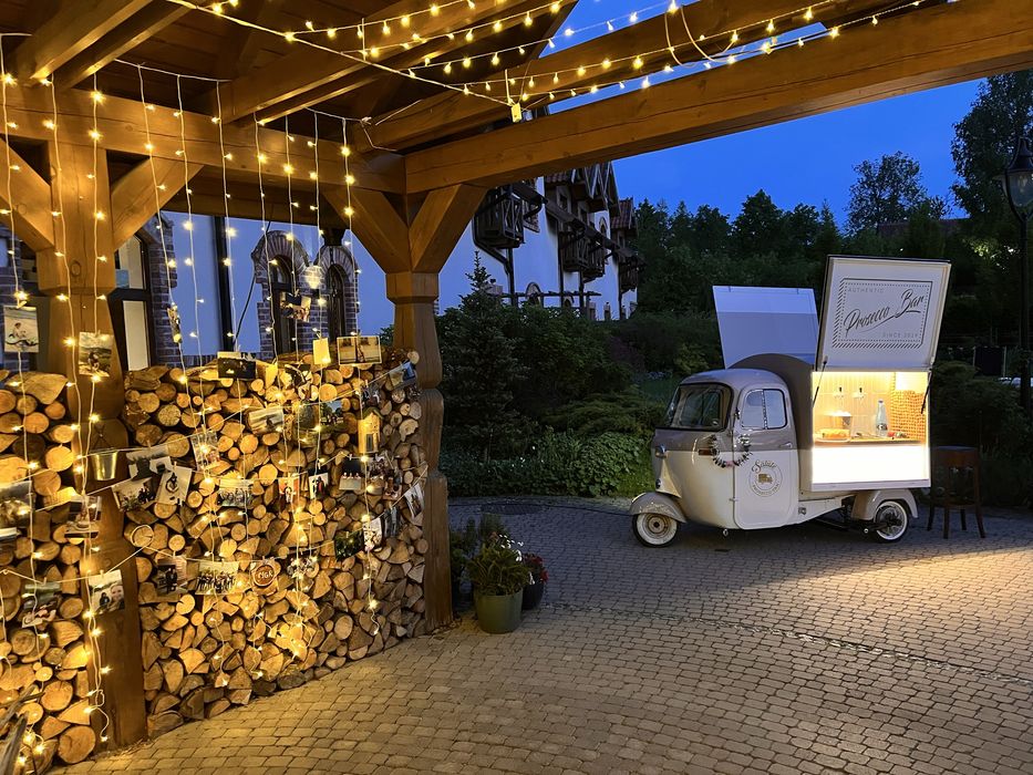 Piaggio Ape Prosecco Van