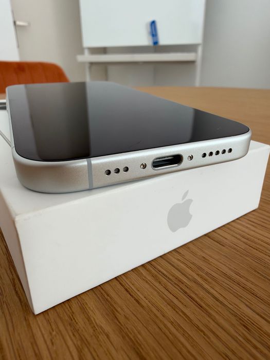 iPhone 17 256 GB biały | Idealny stan | Bateria 100% | Gwarancja