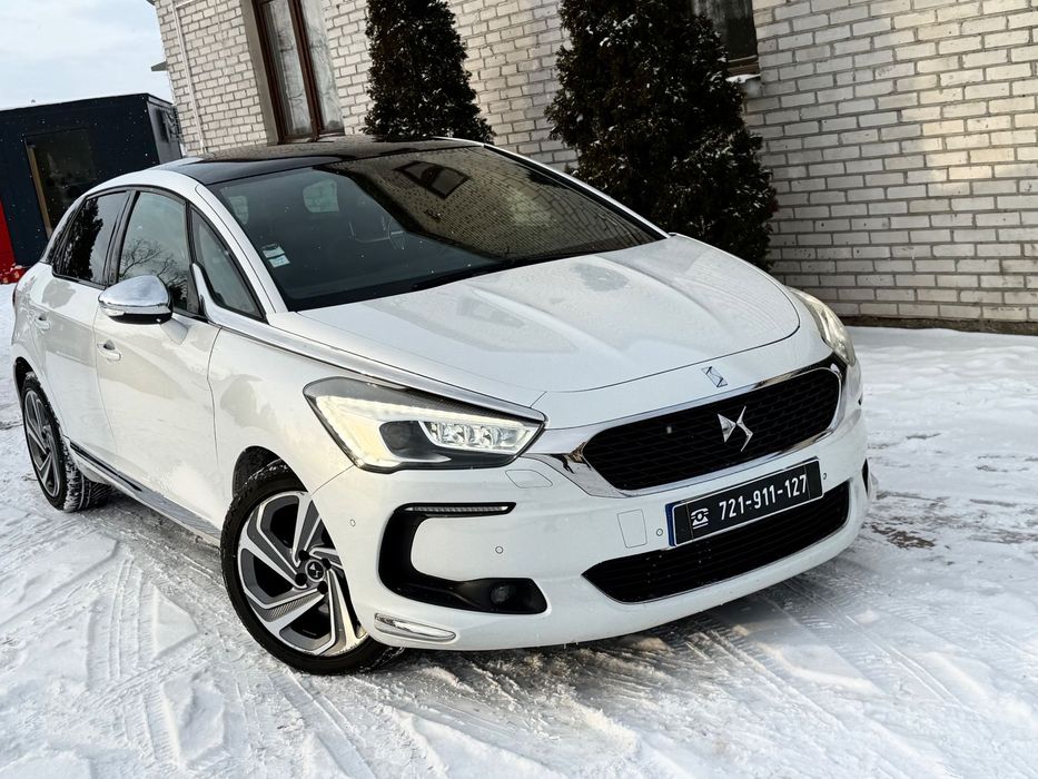 DS Automobiles DS 5
