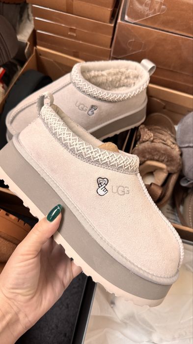 Ugg tazz в наявності
