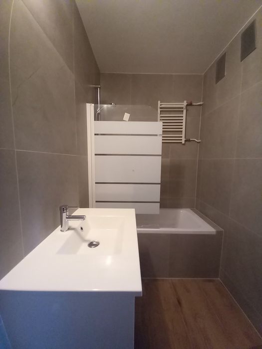 Glazurnik. Łazienki.Kuchni. Tynki dekoracyjne