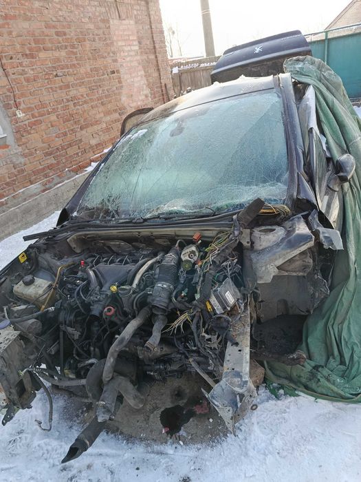 Продам власне авто після ДТП пежо 407 2.0 hdi