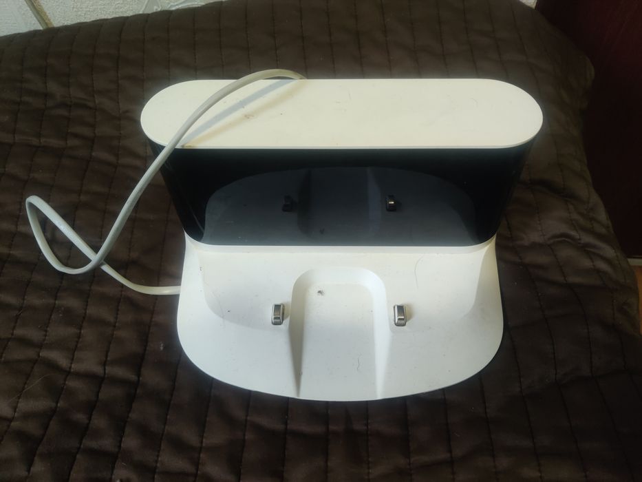 Продам робот пылесос Roborock S6