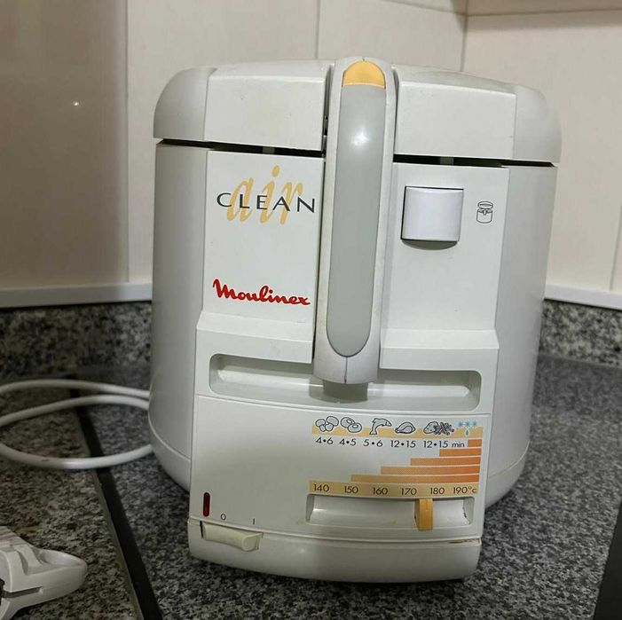 Fritadeira Eléctrica Moulinex Cleanair