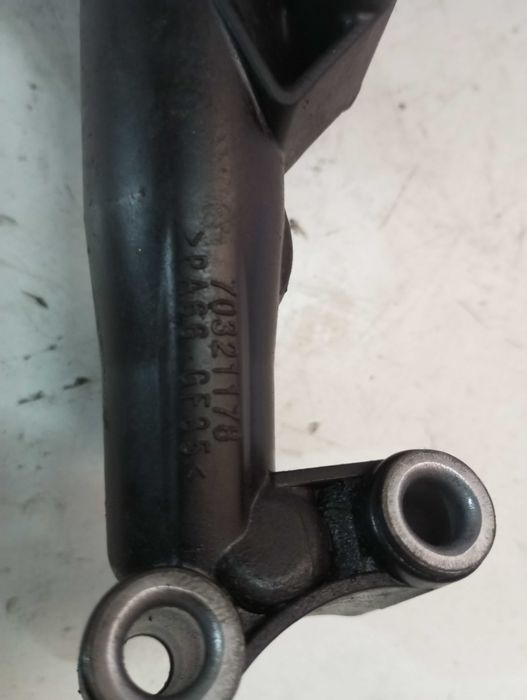 Corpo / Suporte do Filtro de Óleo Mercedes Sprinter 311 - 2.2T (70321178)