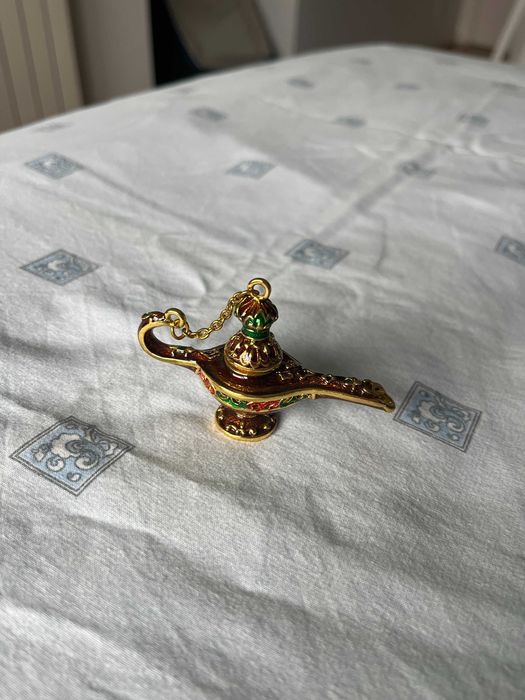 Lâmpada souvenir estilo árabe