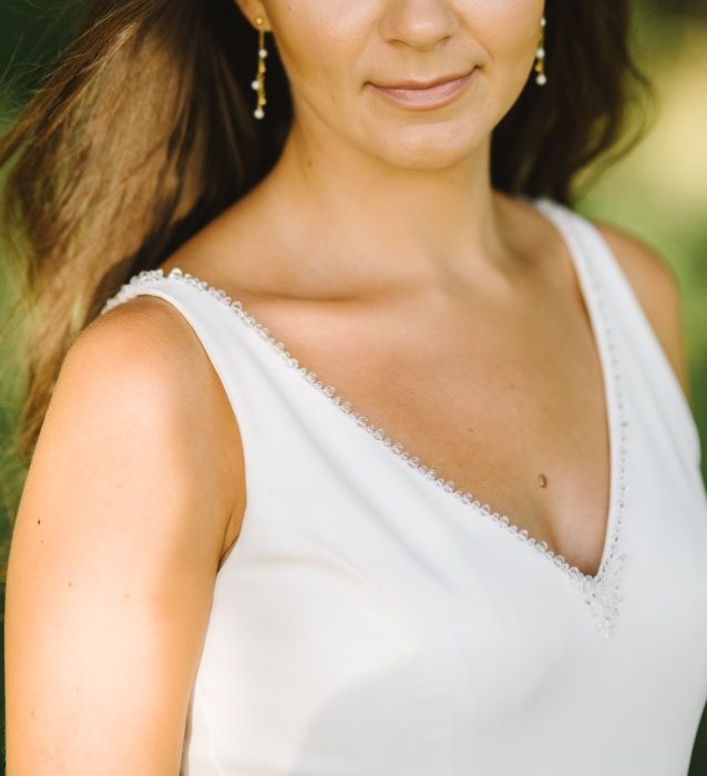 suknia ślubna prosta gładka klasyczna minimalistyczna S S/M Gala Aisha