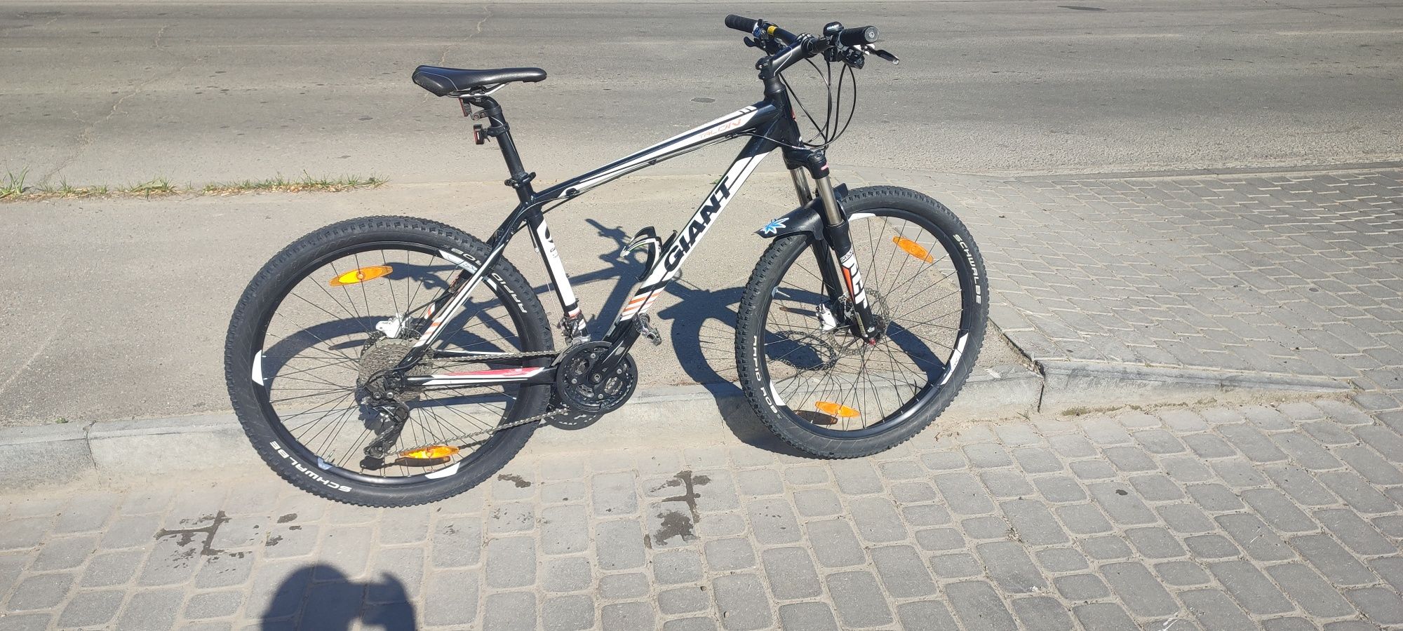 Olx giant talon hotsell