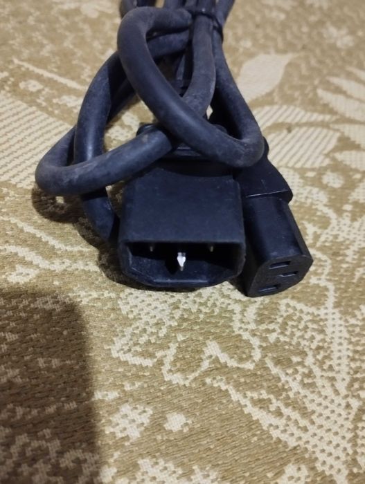 Шнур сетевой питания к системнику.Радиолампы СССР..