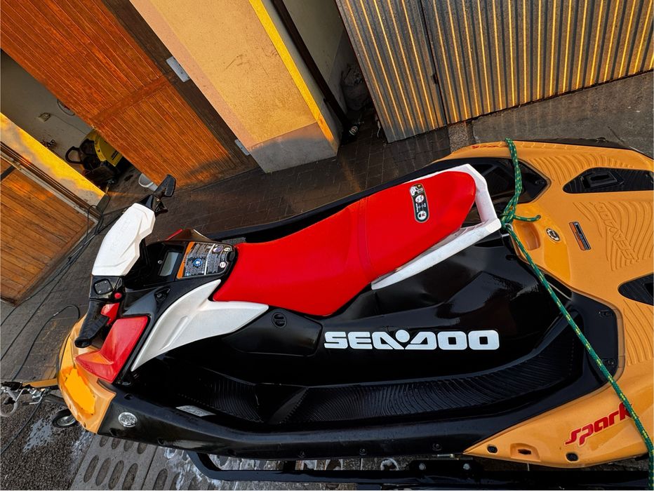 Sea-Doo Spark 2024 rok Trixx 2 up Przyczepka WBP