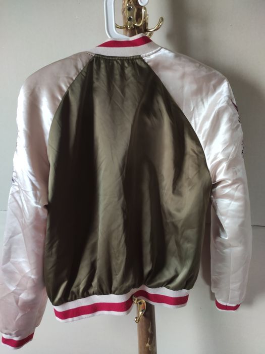 Куртка бомбер жіночі