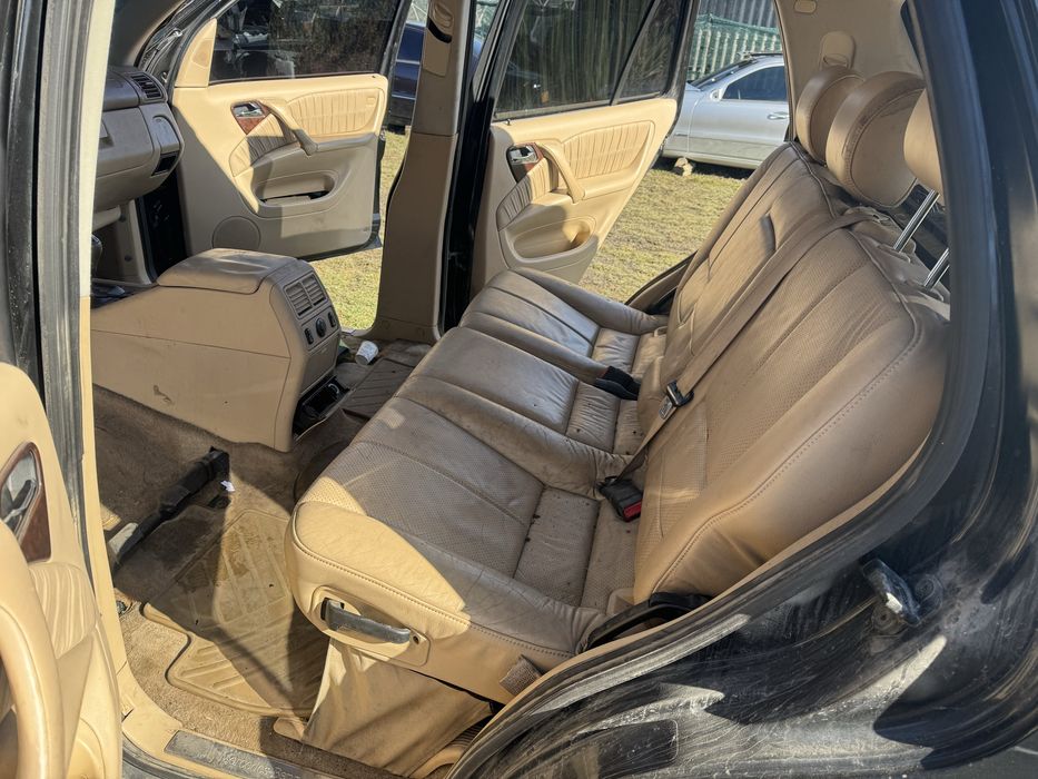 Сидиння Задні Мерседес Мл163