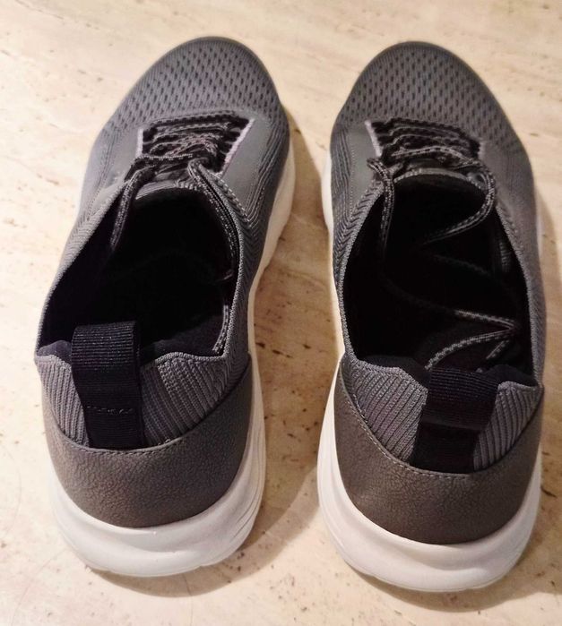 Buty męskie Geox Spherica . Stan idealny . Rozm. 42 .