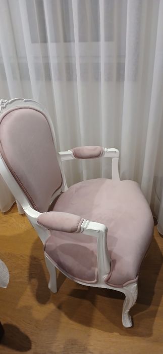 Cadeirão  antigo  restaurado