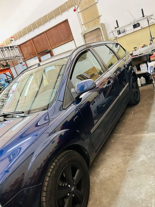 Ford Focus Carrinha 1.6 | 2005 | Económica