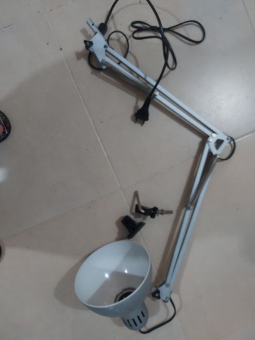 Candeeiro de mesa