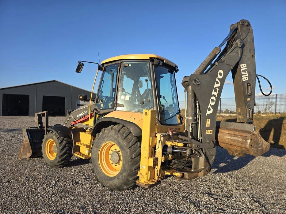 Volvo BL71B  Salon Polska vat 23%