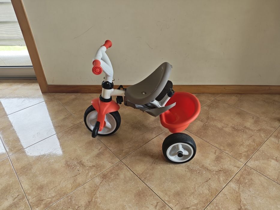 Triciclo Smoby 2 em 1