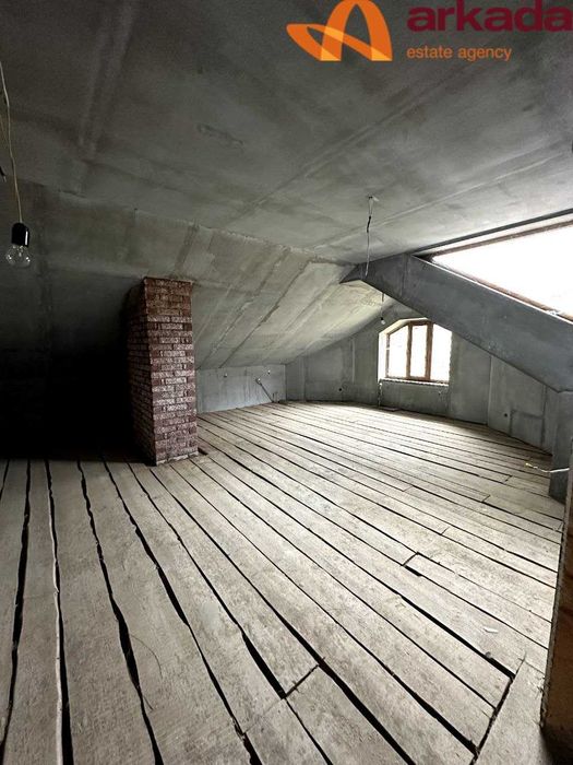 Продам будинок з панорамним видом на гори в Яремче!!! 1м2=414$