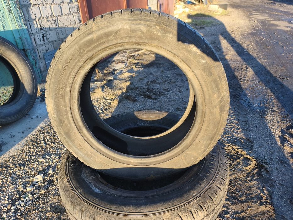 Резина зимняя 205/55 r16 KUMHO