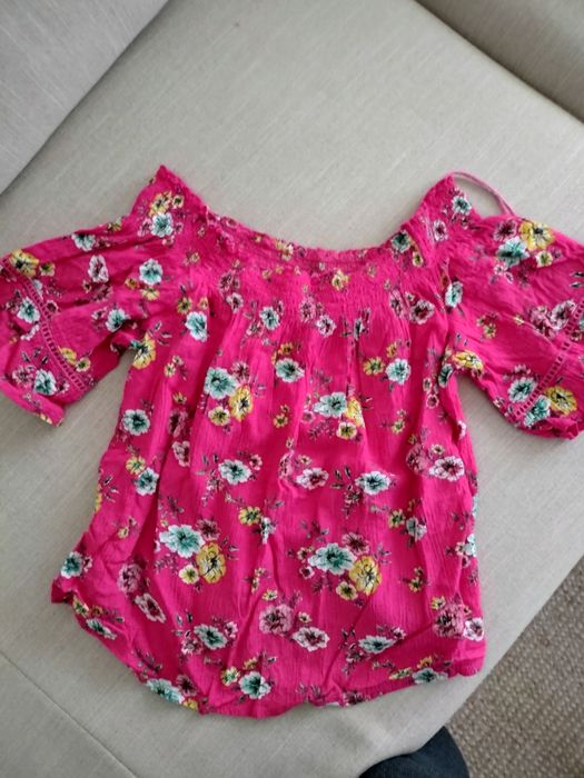 Malha Zara e blusa Bershka para jovem ou Senhora S/M/Em estado novo