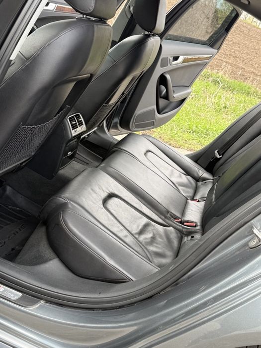 Продаю Audi A4 B8 2014 в S-line  Quattro