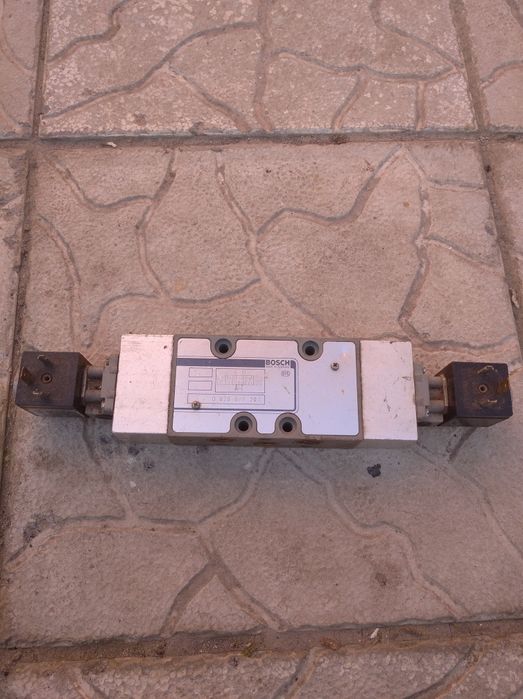 Продам гидрораспределитель bosch