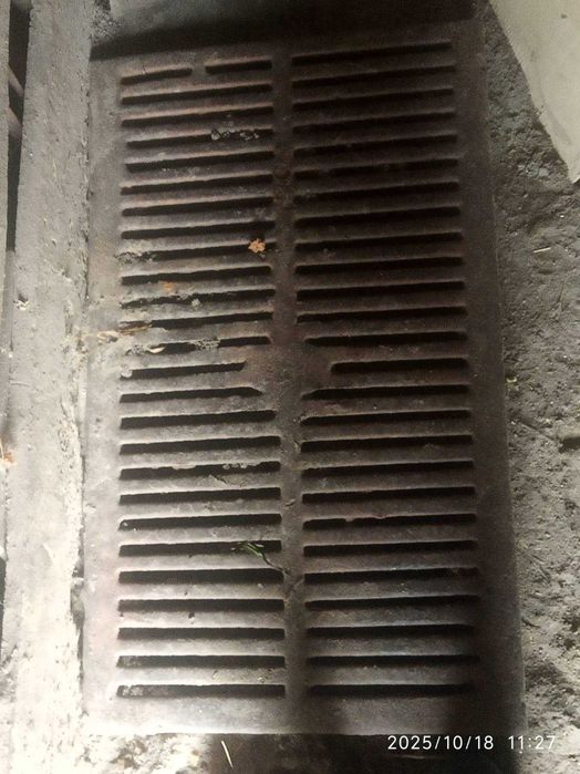 Решітка чавунна.