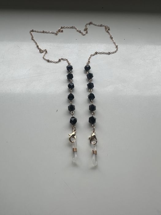 Łańcuszek do okularów czarne kryształki