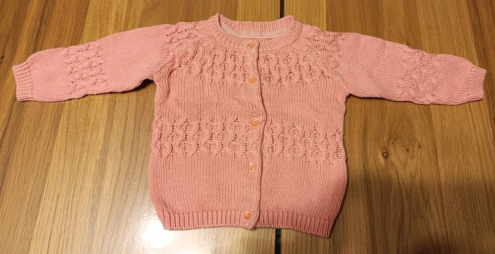 Ażurowy sweterek Reserved 68