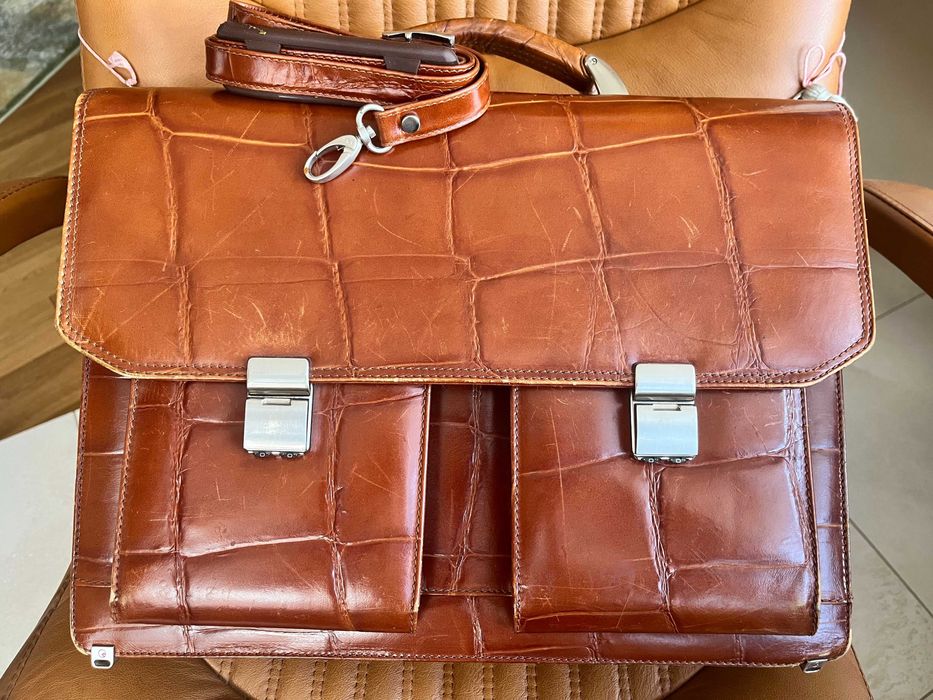 Шкіряний портфель
