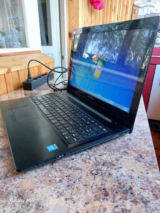 Ноутбук Lenovo g50-30
