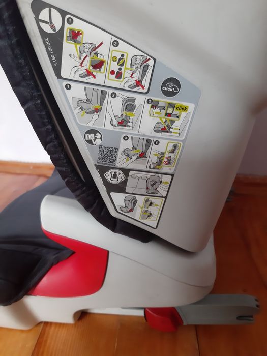 Britax Romer    ізофікс  15 36