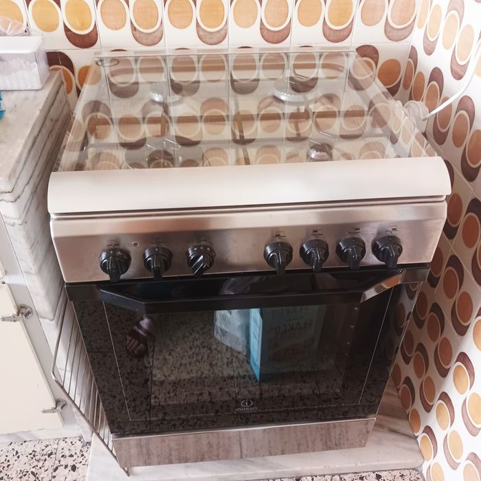 Fogão Indesit 60cm Inox – 4 Bicos a Gás + Forno Elétrico