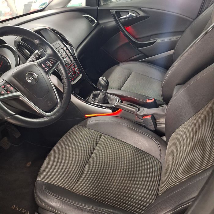 Opel Astra J 2015r