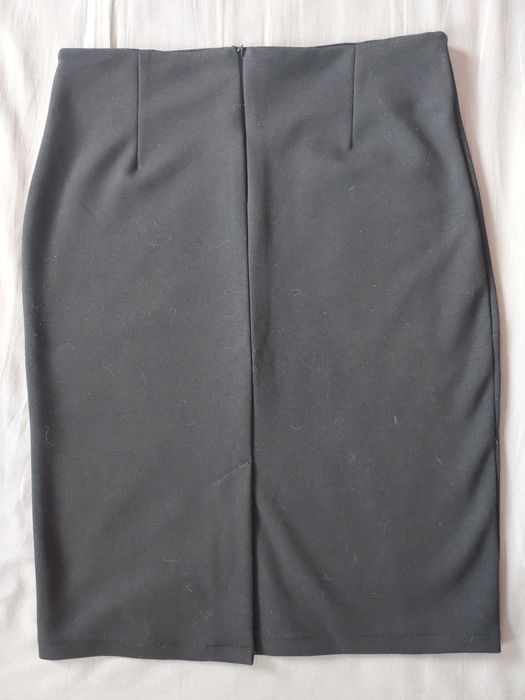 Spódnica ołówkowa rozmiar L czarna