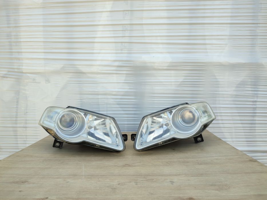 Фари галоген Фольксваген Пассат Б6 фара передня Passat B6 фари HELLA