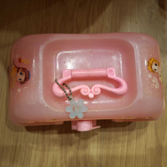 Kasetka pudełko kosmetyczka dla dziewczynki na biżuterię