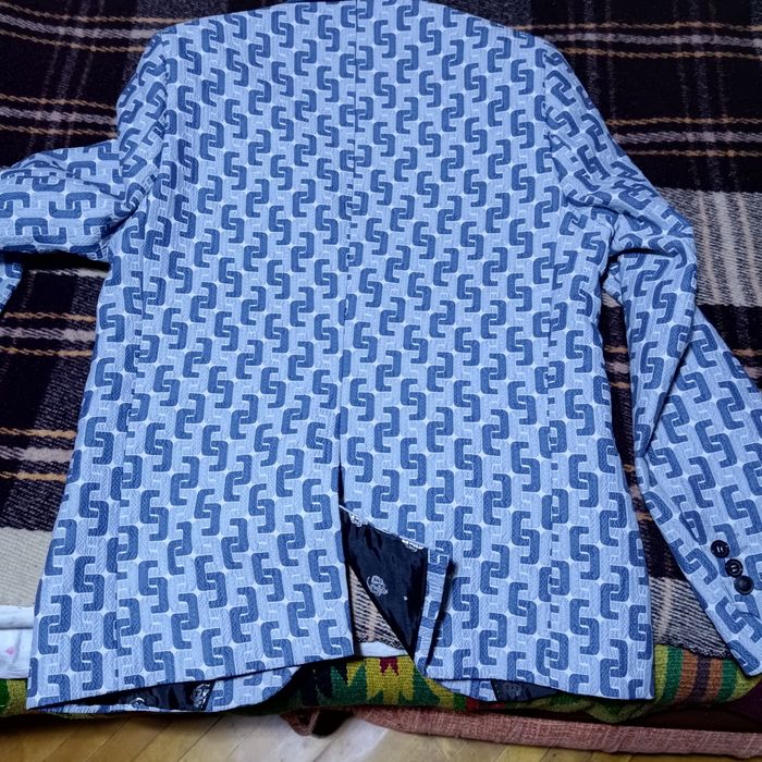 Продам новий шикарний піджак Twisted Tailor,42R.( L)