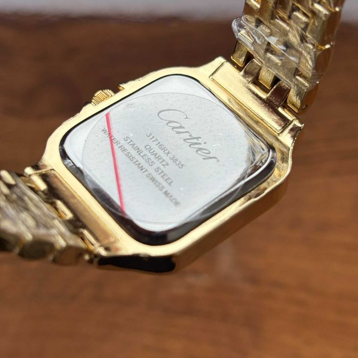 Жіночий годинник Cartier на браслеті золотого кольору  | Женские часы Cartier на браслете золотого цвета
