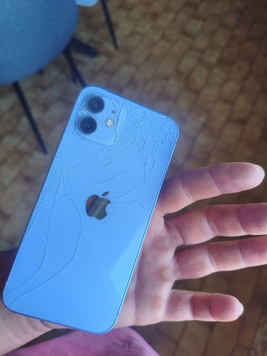 iPhone 12 sem face id