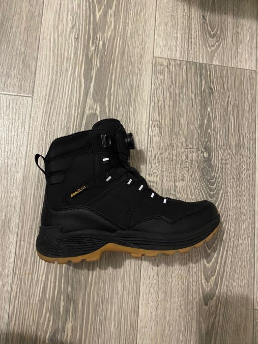 Зимові чоботи Bench