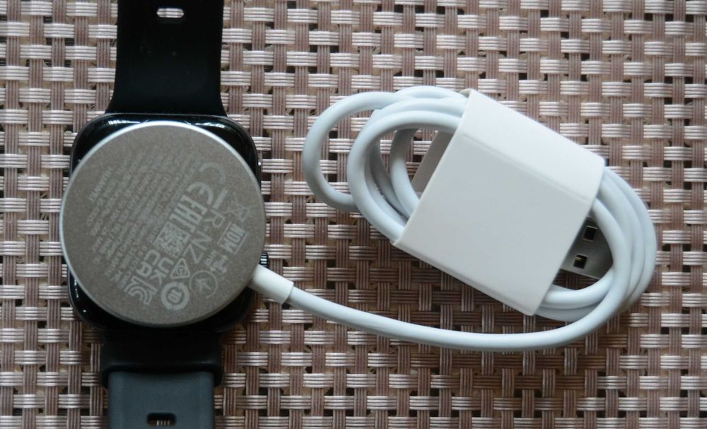 Smartwatch HUAWEI FIT 4 a estrear, em caixa de origem.