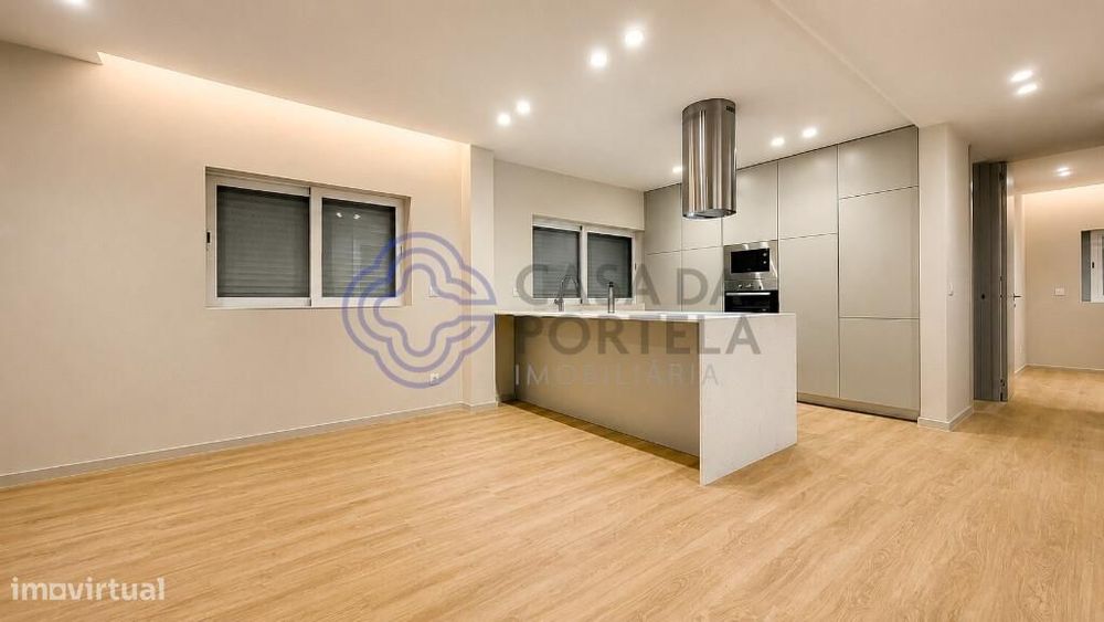 Exclusivo T3 Duplex Com Terraço Privativo e Garagem, Junto á Praia| Pó