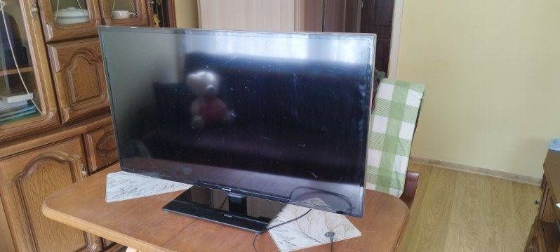 Tv samsung  + dekoder +antena +piloty sprawne