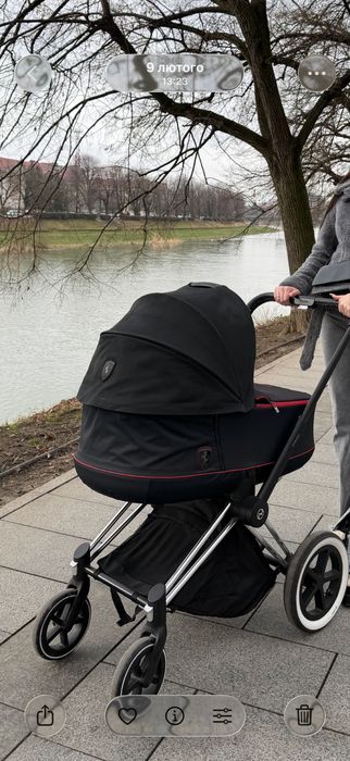 Коляска Cybex Priam Ferrari