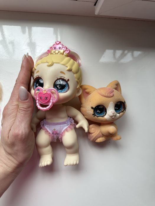 Ігровий набір ляльок королівська сімʼя kindi kids