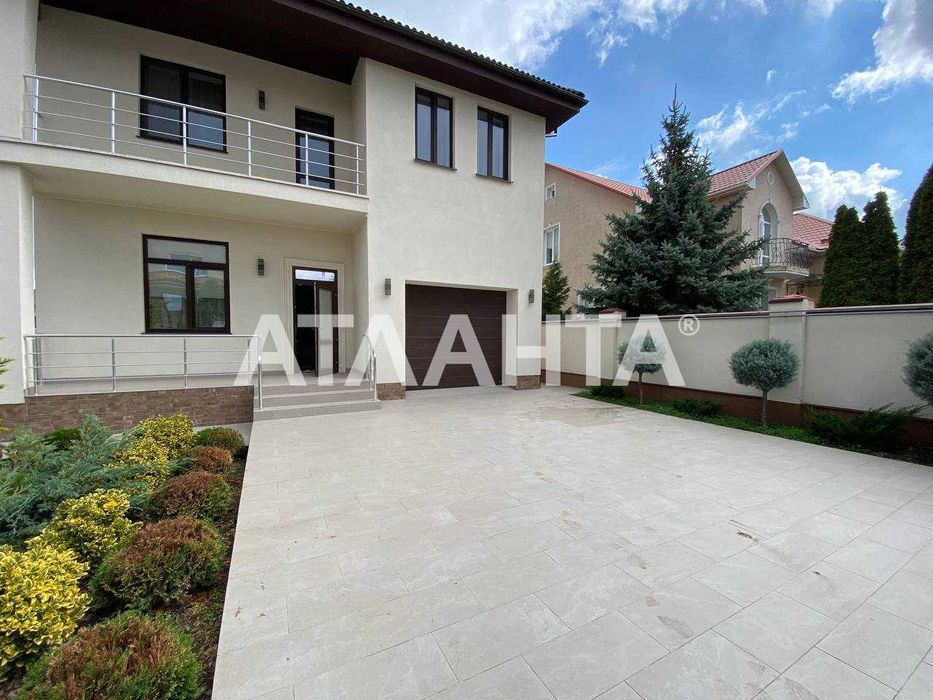 Двухэтажный дом с авторским ремонтом в Совиньоне-2!