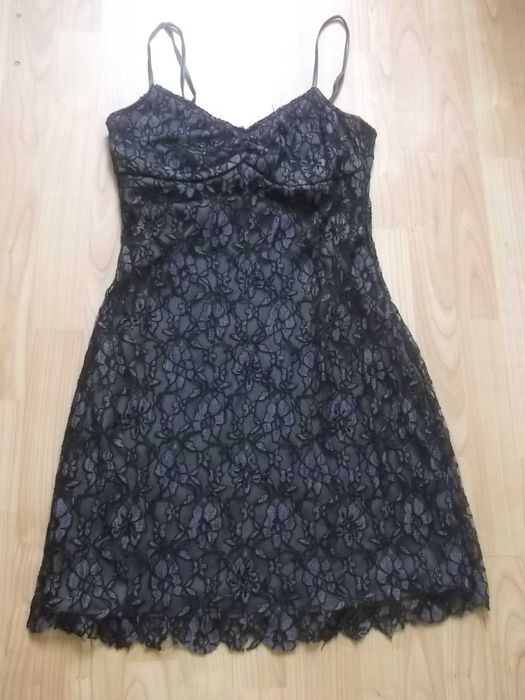 Sukienka koronkowa rozm. M