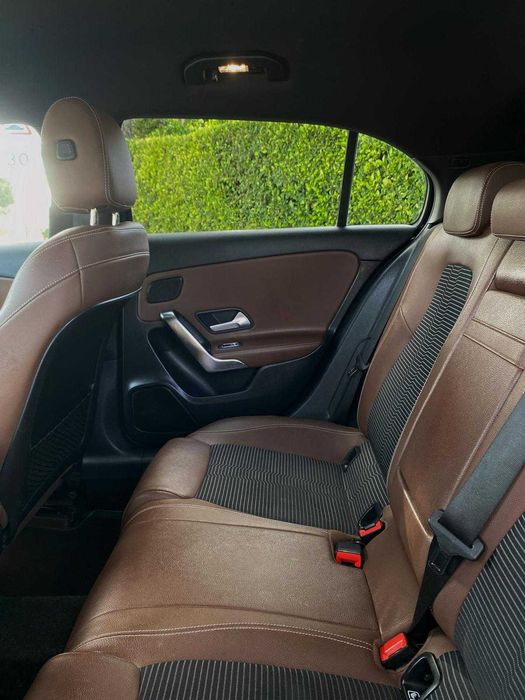 Mercedes-Benz A 180 D - AUTOMÁTICO - Progressive